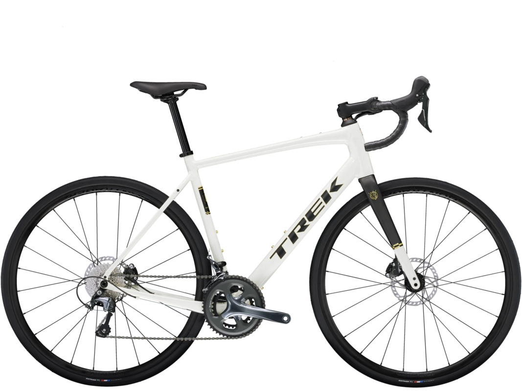 Trek Domane AL 4 Tiagra valkoinen maantiepyörä 1 Trek Domane AL 4 Tiagra valkoinen maantiepyörä