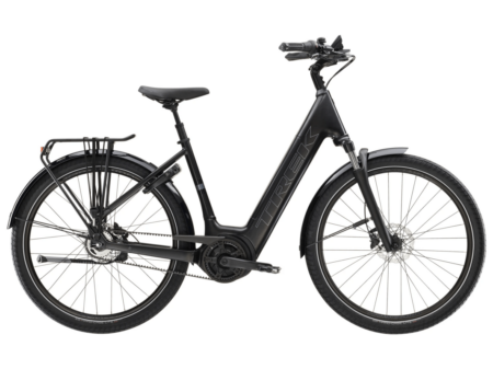 Trek sähköpyörä District+ 4 Lowstep Bosch 545Wh hihnaveto musta