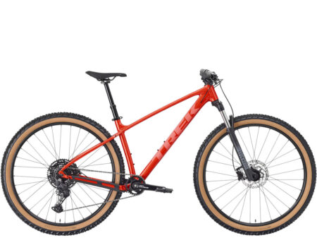 Trek Marlin 6 Gen 3 Cues Lava maastopyörä
